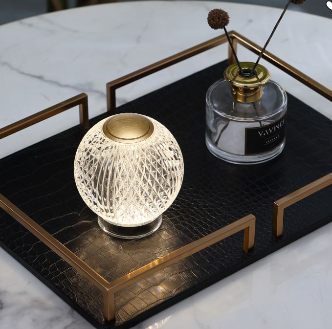 Peabody Table Lamp