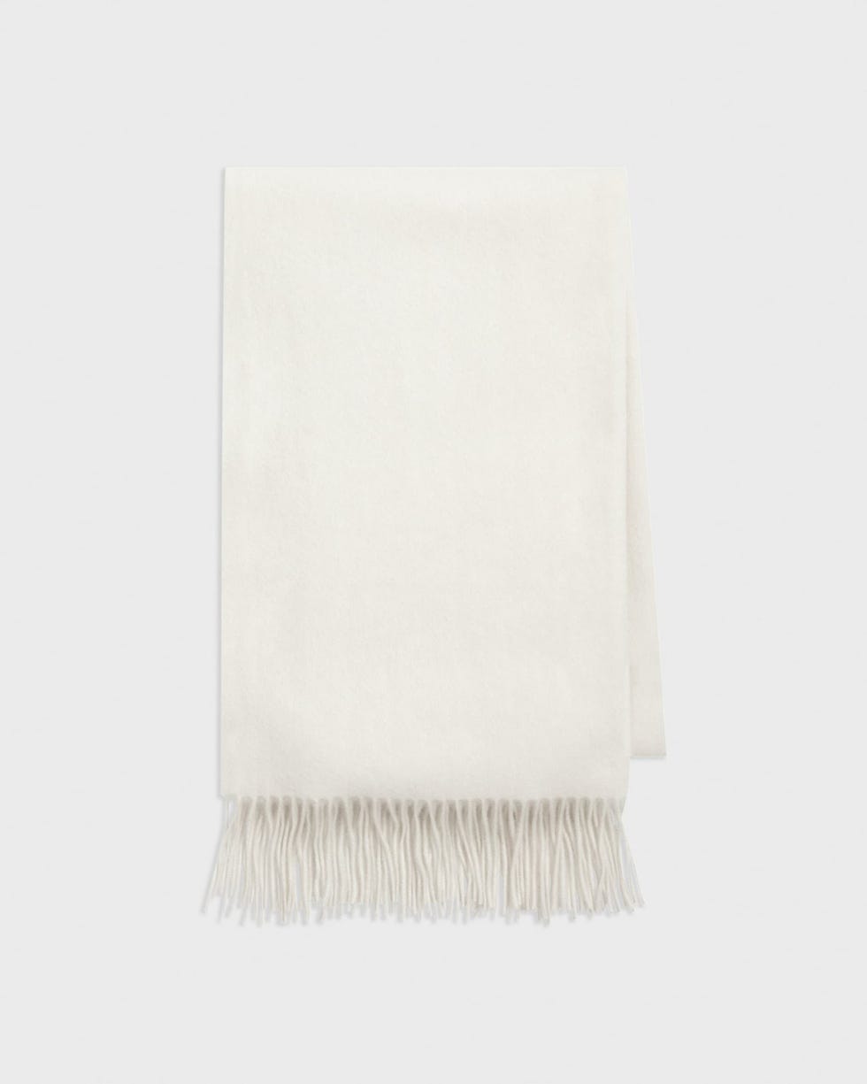 Classic Scarf in Cashmere