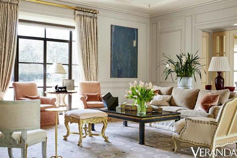 HOUSE TOUR: A Texas Mansion Remains Timeless While Defying Convention ...