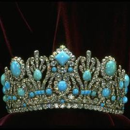 crown, headpiece, fashion accessory, tiara, hair accessory, jewellery, headgear, gemstone,