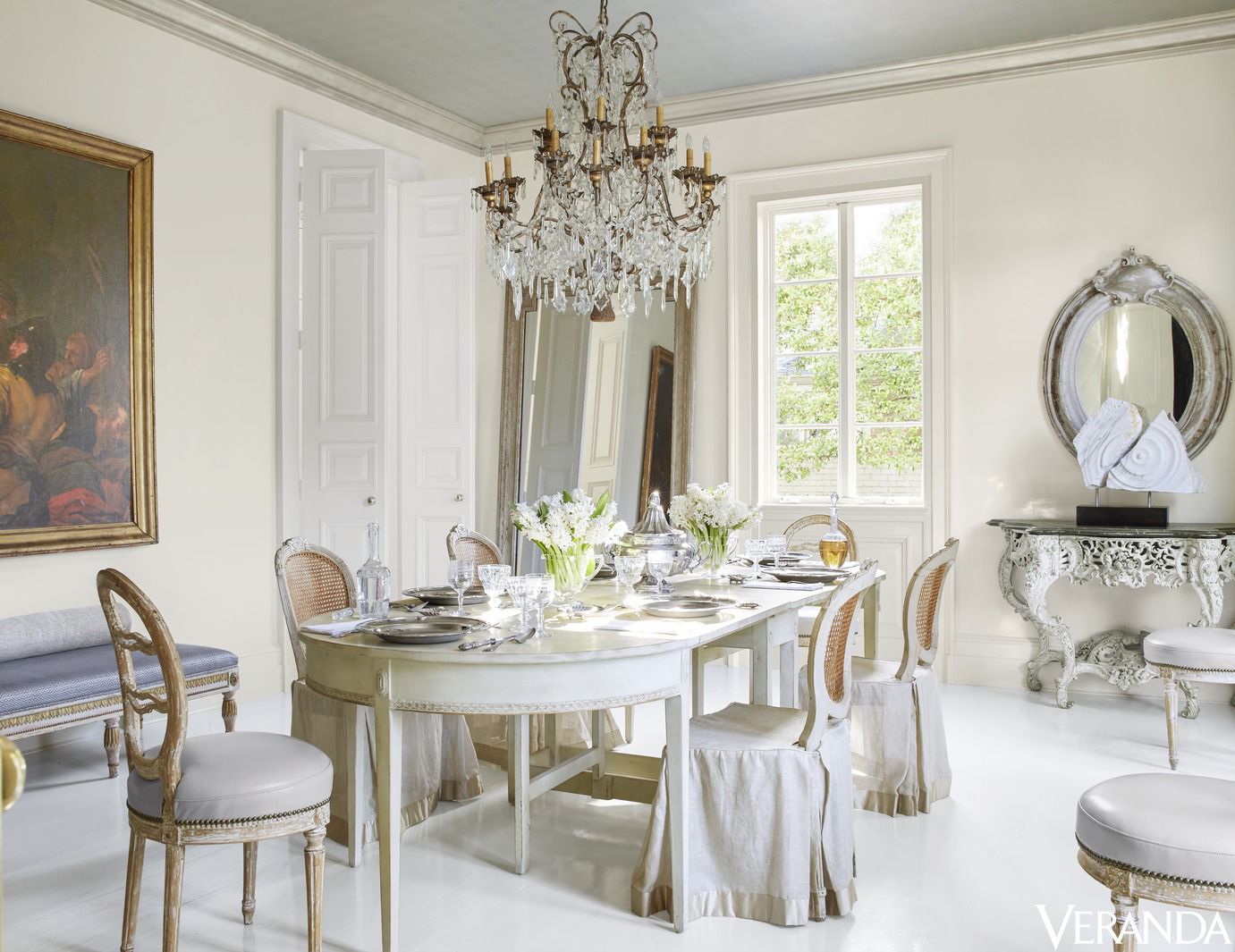 House Tour A Twist Of Fate And An Affinity For Antiques