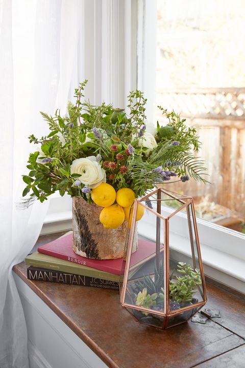 Interior design, Bouquet, Vase, Flower Arranging, Cut flowers, Floristry, Floral design, Still life photography, Flowerpot, Fruit, 