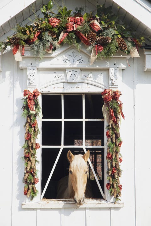 In Door Window Christmas Lights Decorations 35 Christmas Decorating Ideas Holiday Home Decor Ideas