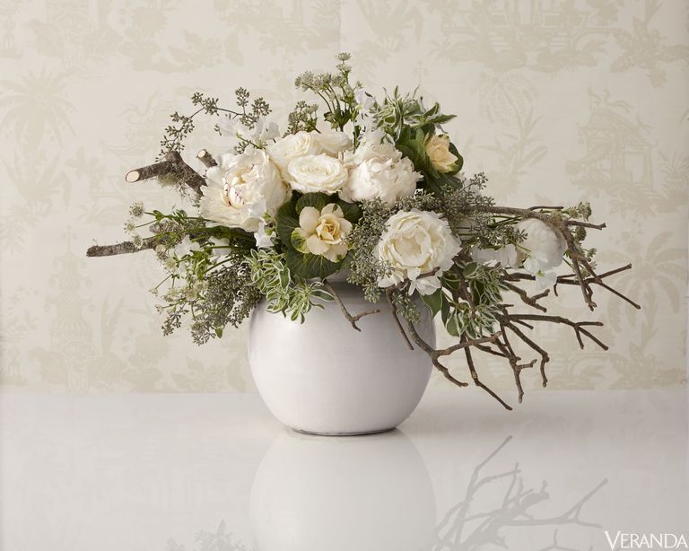 5 Beautiful White Flower Arrangements Centerpiece Ideas 0046