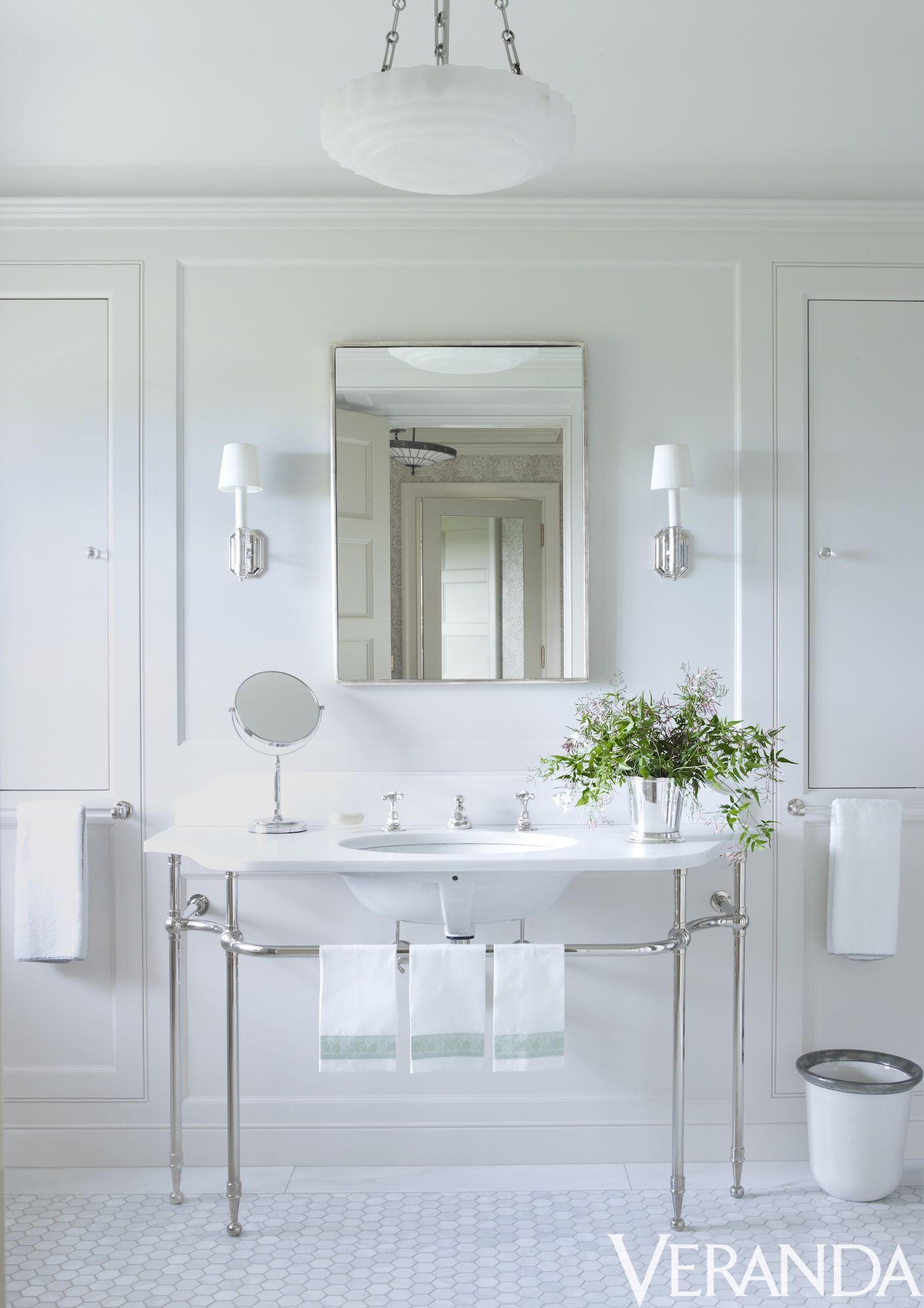 Gray And White Bathroom Ideas / 37 Gray And White Bathroom Cool Fresh Timeless Bathrooms - See more ideas about white bathroom, bathrooms remodel, gray and white bathroom.