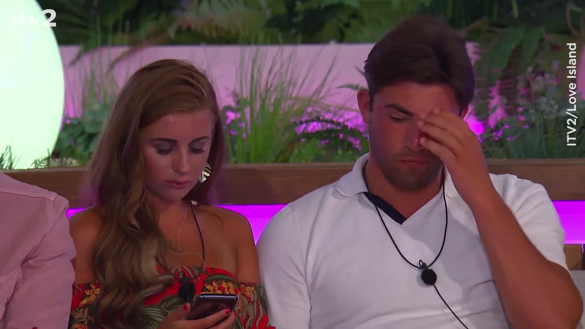 Samira cries as Frankie is dumped from Love Island