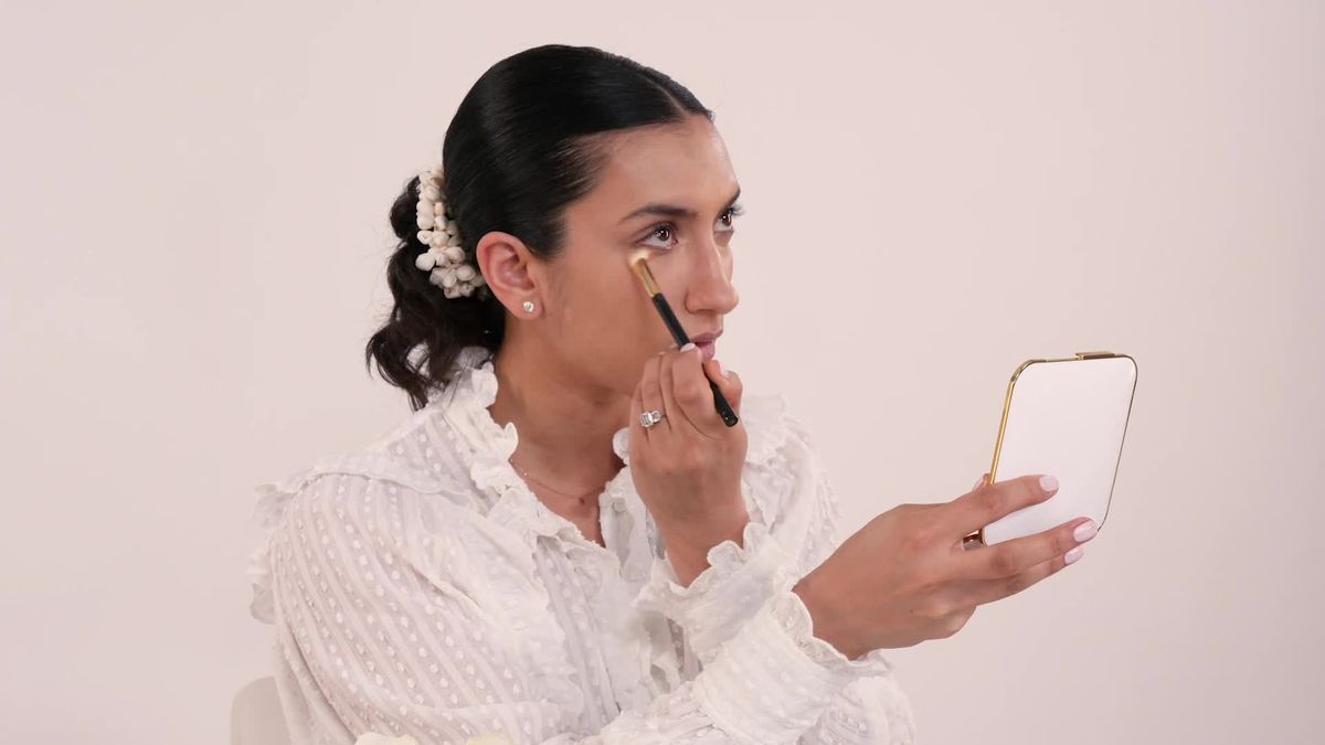 preview for Kavita Cola doing her wedding make-up