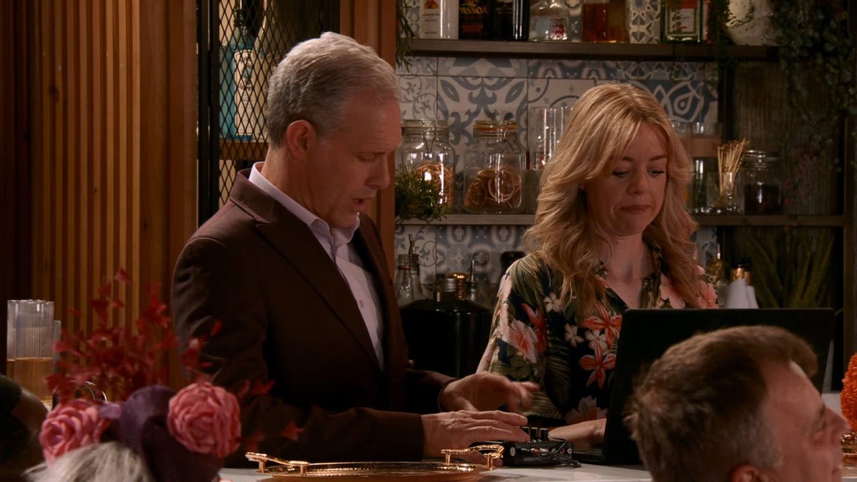 preview for Coronation Street - Dev and Bernie's wedding begins (ITV)