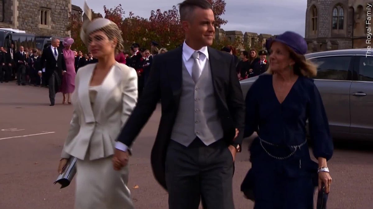 Princess Eugenie wedding - The wind caused some awkward hat moments at the  royal wedding