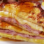 Dish, Food, Cuisine, Ingredient, Melt sandwich, Ham and cheese sandwich, Baked goods, Croque-monsieur, Breakfast, Produce, 