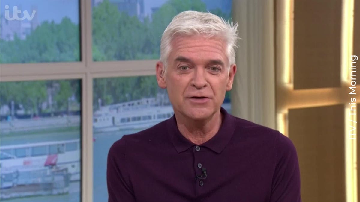 preview for Phillip Schofield talks about issues with his shirt