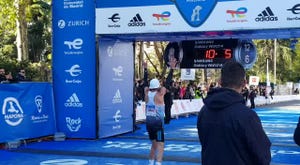 Toni Abadía gana la medio maratón de Madrid 2022