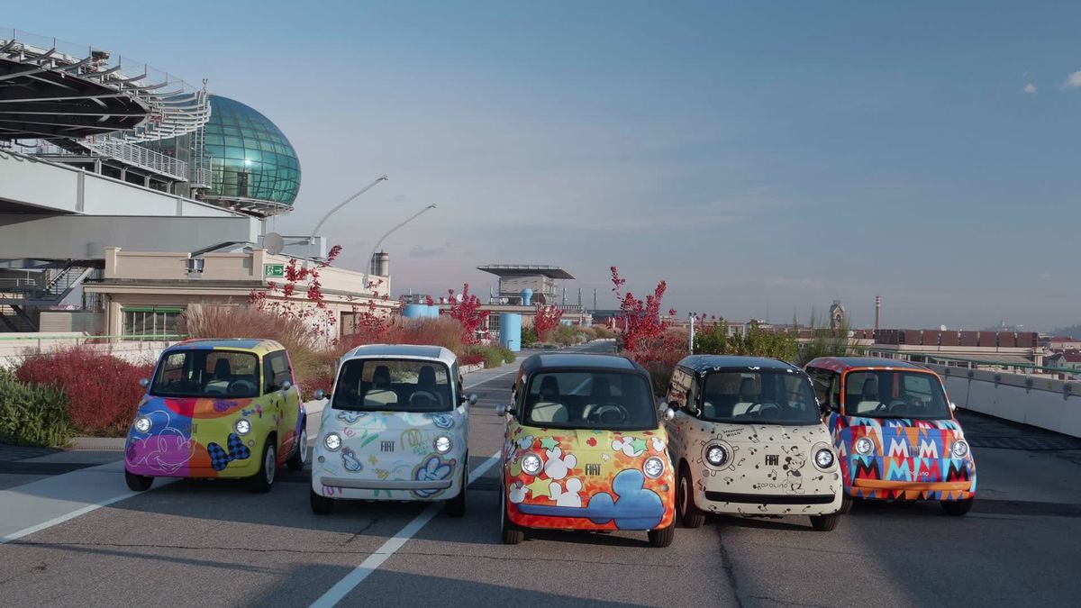 preview for Los 5 Fiat Topolino creados en honor a Disney se pasean por Lingotto