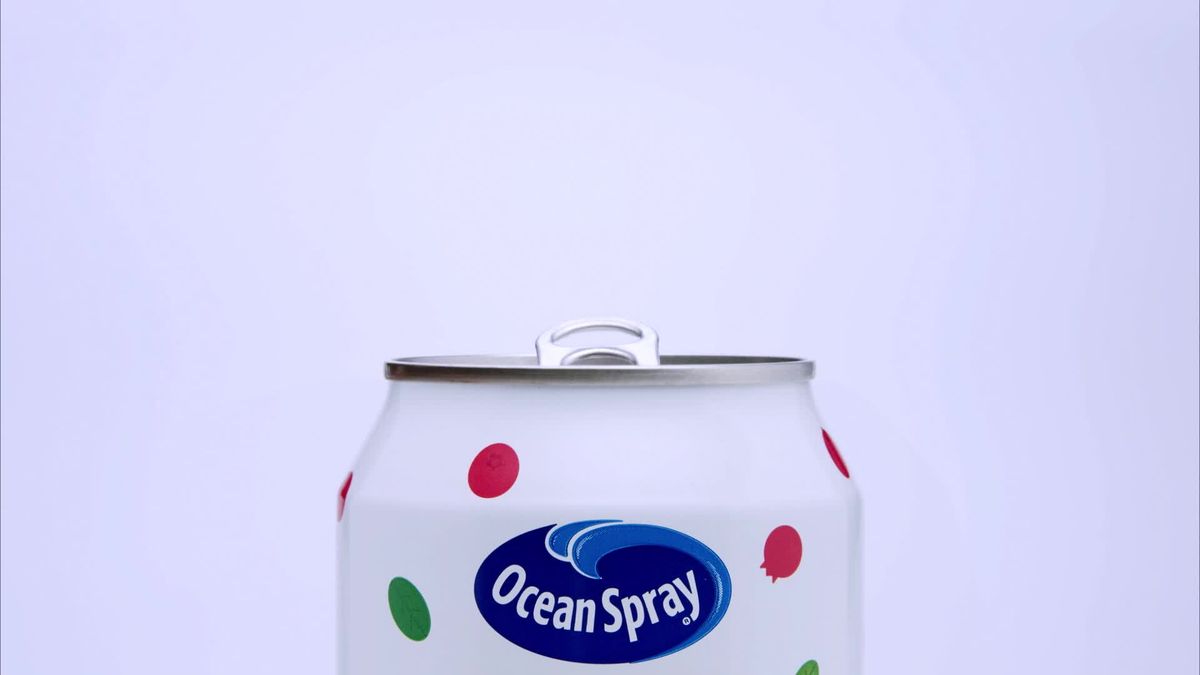 preview for 韓國爆紅的人氣飲品就是妳我熟悉的Ocean Spray！酸甜可口還能喝漂亮，沒喝過別說妳懂韓國！