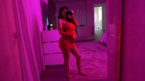 Kylie Jenner Reveals Babys Last Name Kylie Jenner Baby Stormi