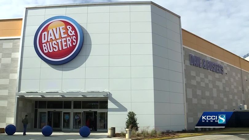 Is Dave & Buster's eyeing Jordan Creek for its first Iowa arcade?