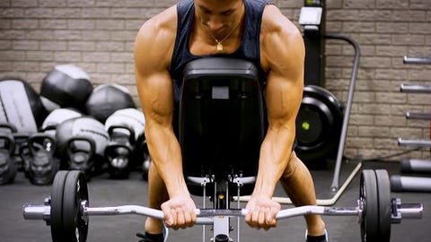 Perfect Your Biceps With The Ez Bar Spider Curl Men S Health