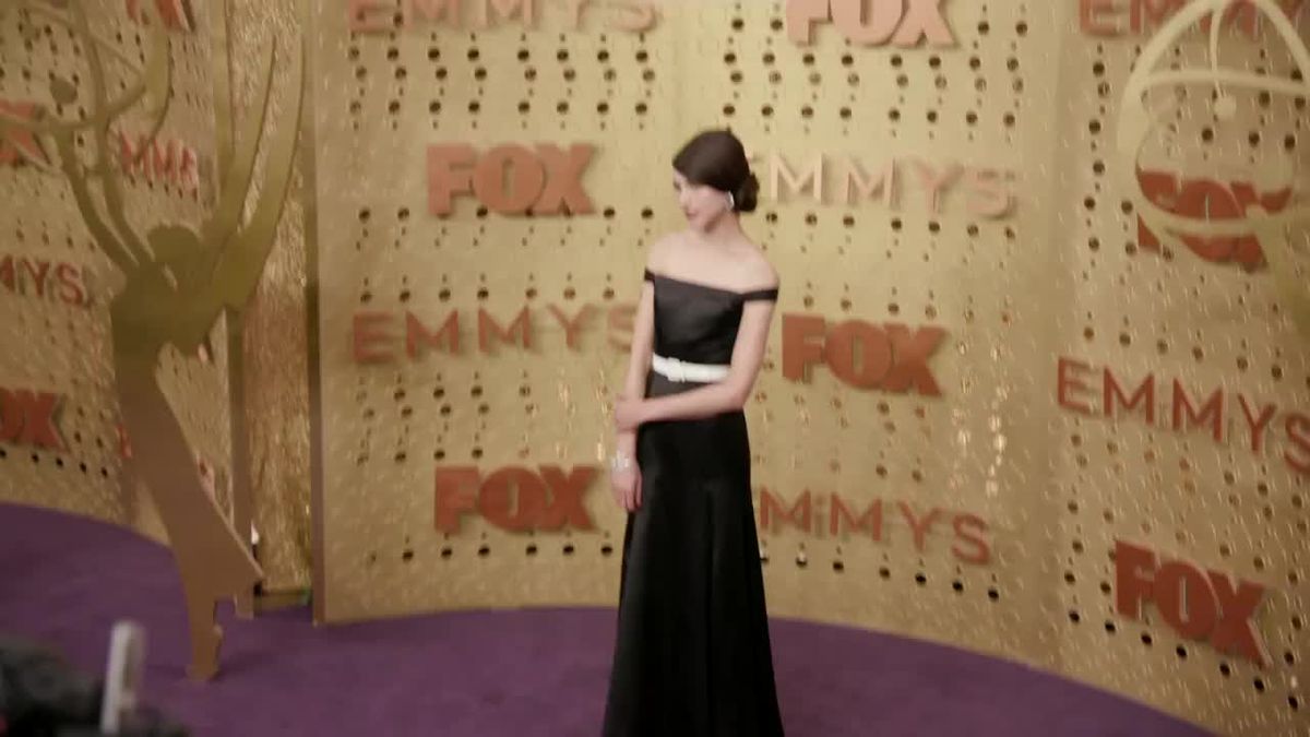 preview for Emmy Awards 2019, il red carpet con Margaret Qualley