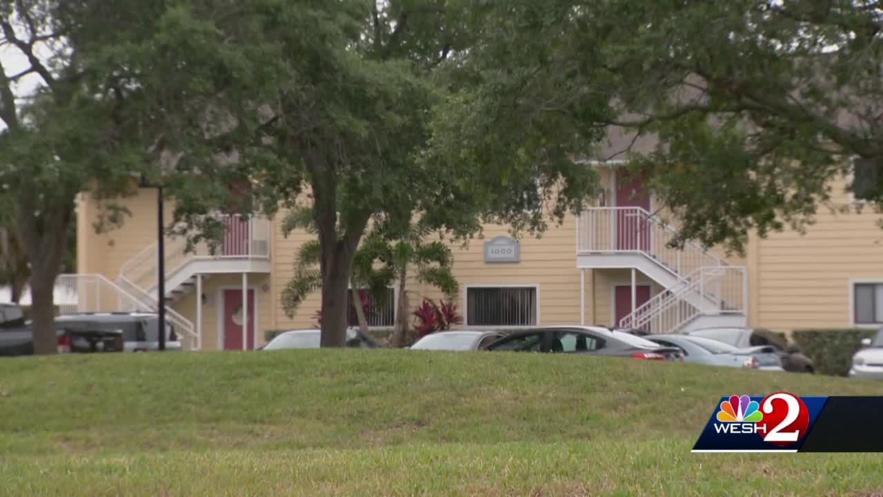 2-year-old toddler drowns in Palm Bay apartment pool