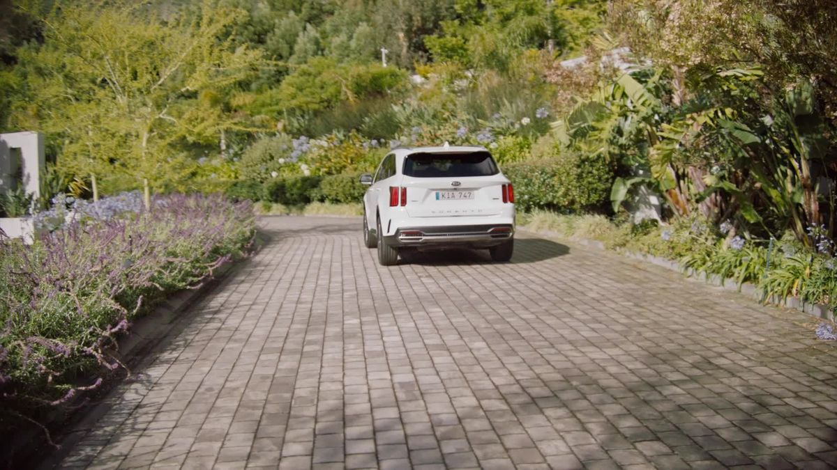 preview for Kia estrena el sistema de aparcamiento remoto en el Sorento
