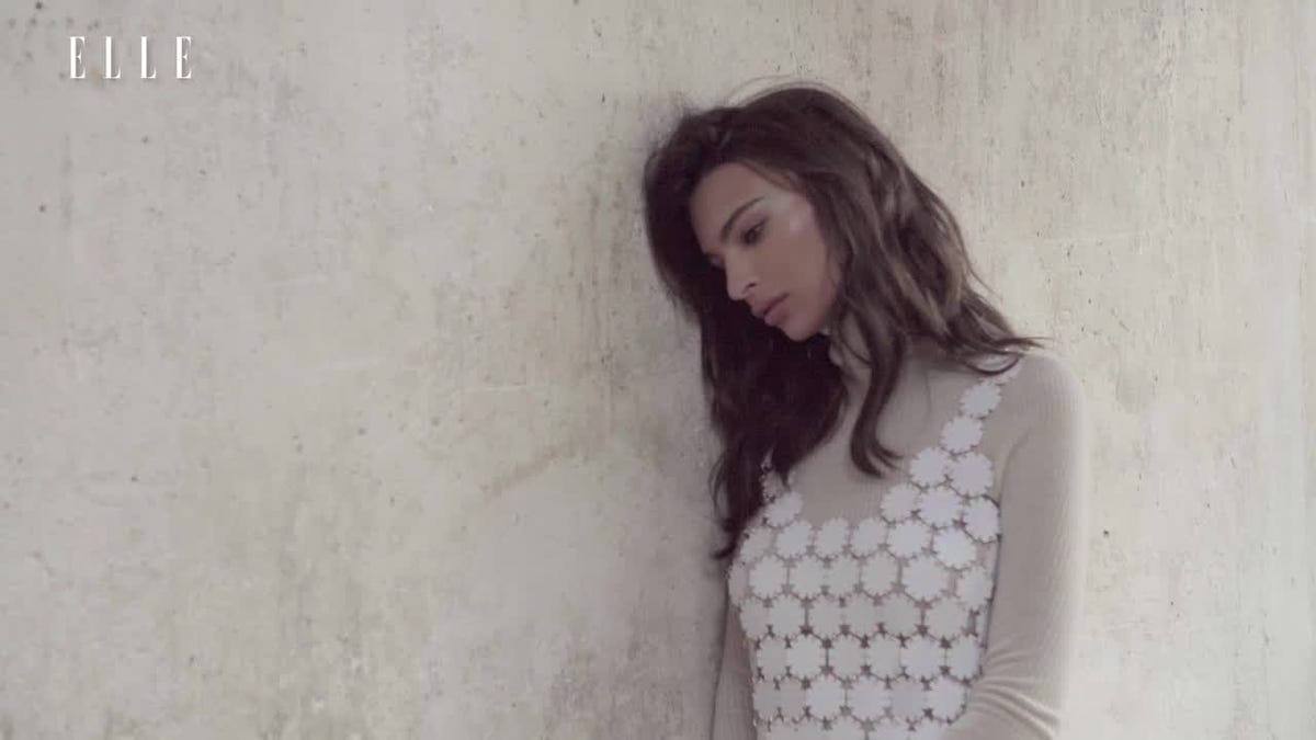 preview for Making of: Emily Ratajkowski para ELLE diciembre