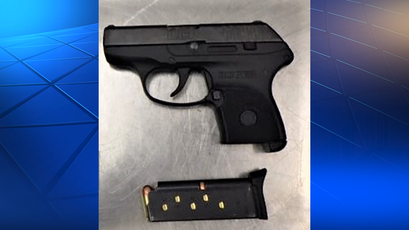 Gun found at Pittsburgh airport security checkpoint