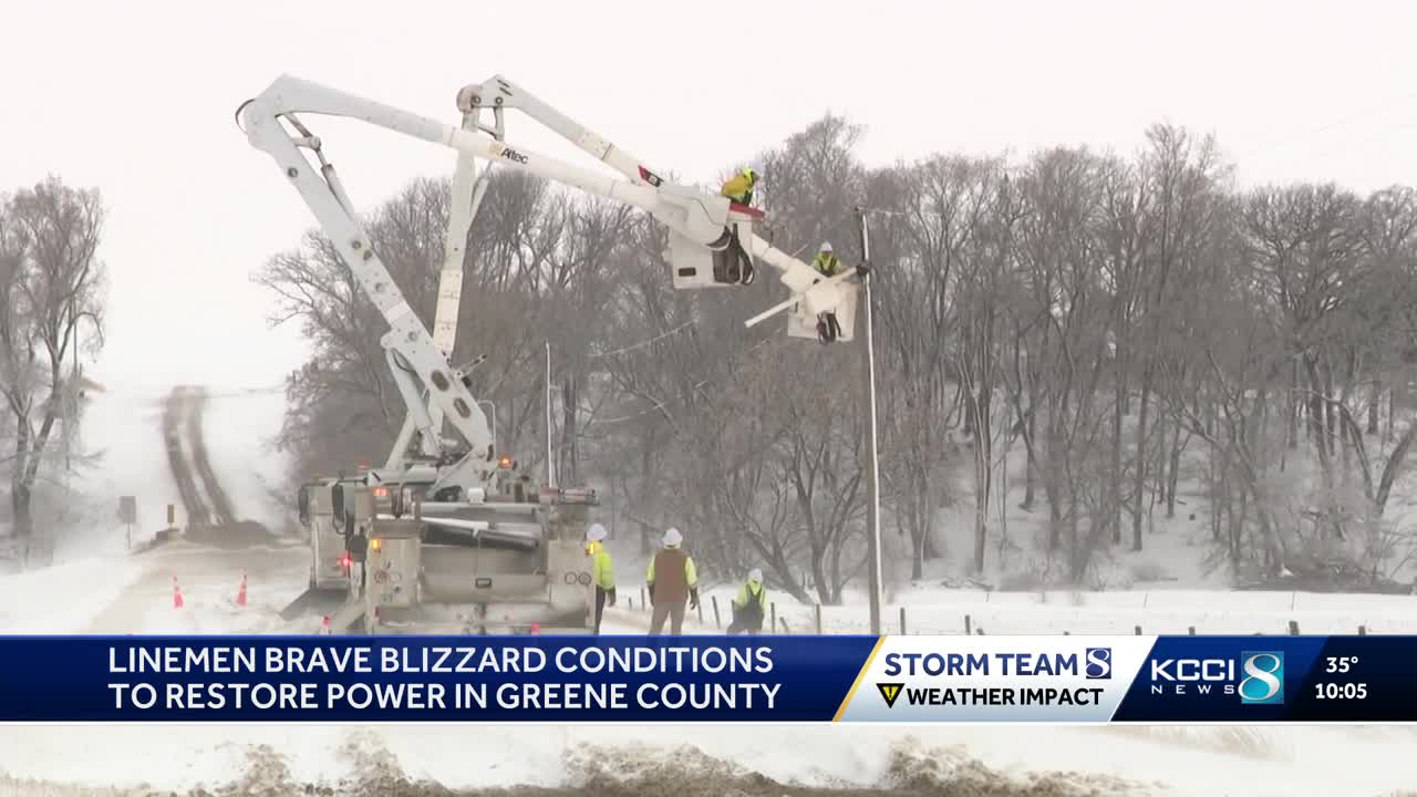 Winter storm, wind gusts knock out power to many Iowans