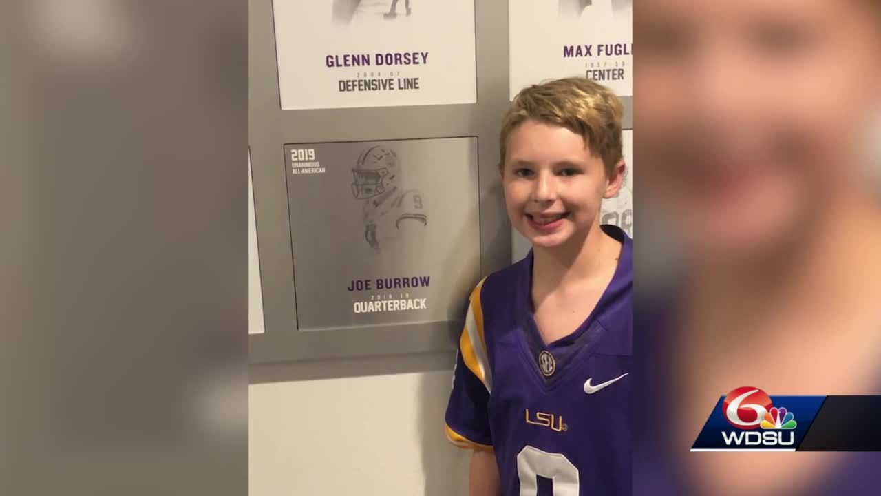 Joe Burrow enters the Superdome in Ja'Marr Chase's LSU National
