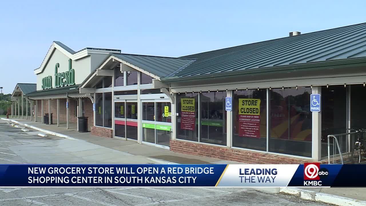 New grocery store at the Red Bridge Shopping Center could solve south Kansas City's food desert