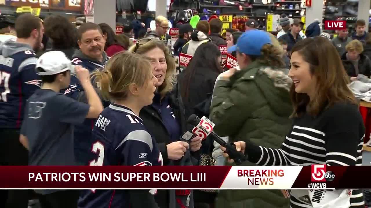 Patriots fans waste no time buying Super Bowl 49 Championship gear