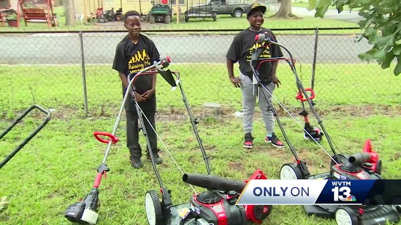 Man cuts grass in Buckhead for elderly to give back to community