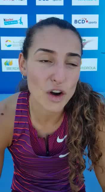 preview for Sara Gallego revienta el récord de 400 metros vallas en Nerja