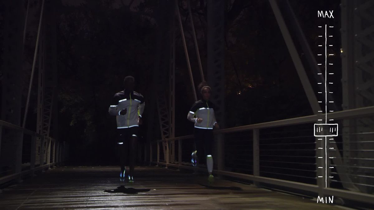 preview for Veilig hardlopen in het donker met deze tips