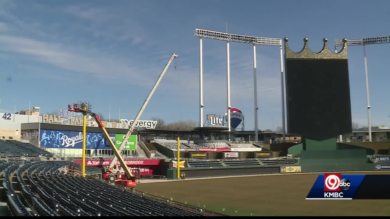 Union calls working conditions 'unsafe' at Kauffman Stadium