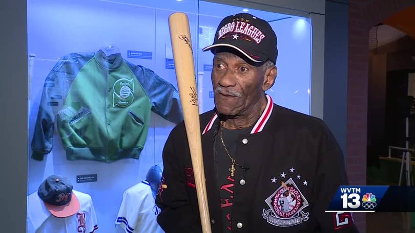 Alabama-born stars of baseball's segregated era receive Major League status  