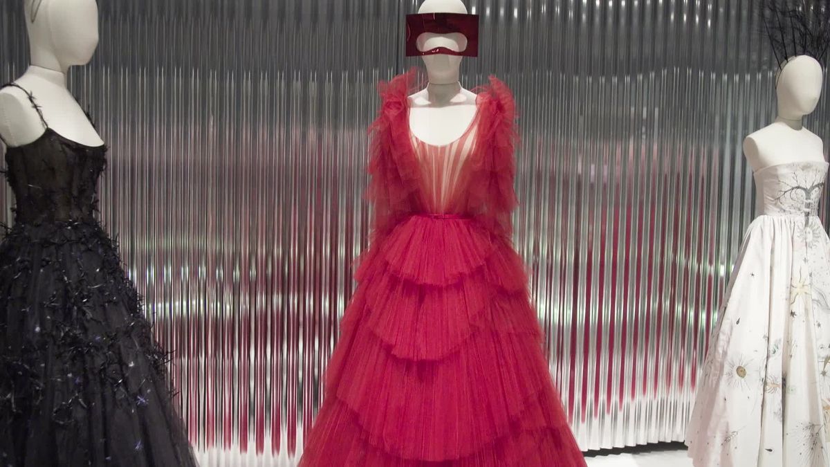preview for Dior From Paris To The World