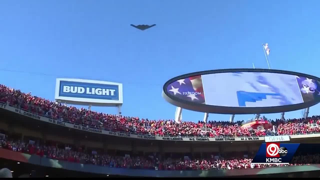 9/7 Chiefs Lions National Anthem Stealth Bomber B-2 Flyover 