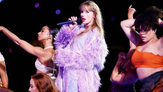 Photos: 'Swifties' descend on Sofi for Taylor Swift's The Eras tour - Los  Angeles Times