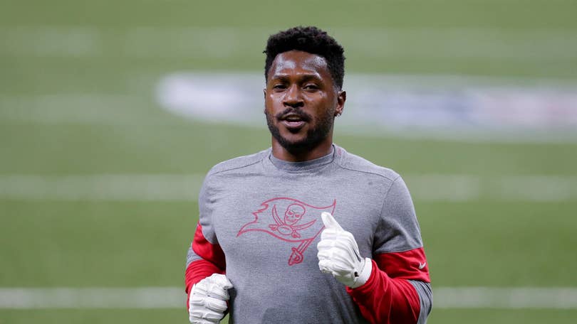 Buccaneers' Antonio Brown, 2 others suspended for 3 games for COVID-19  protocol violations