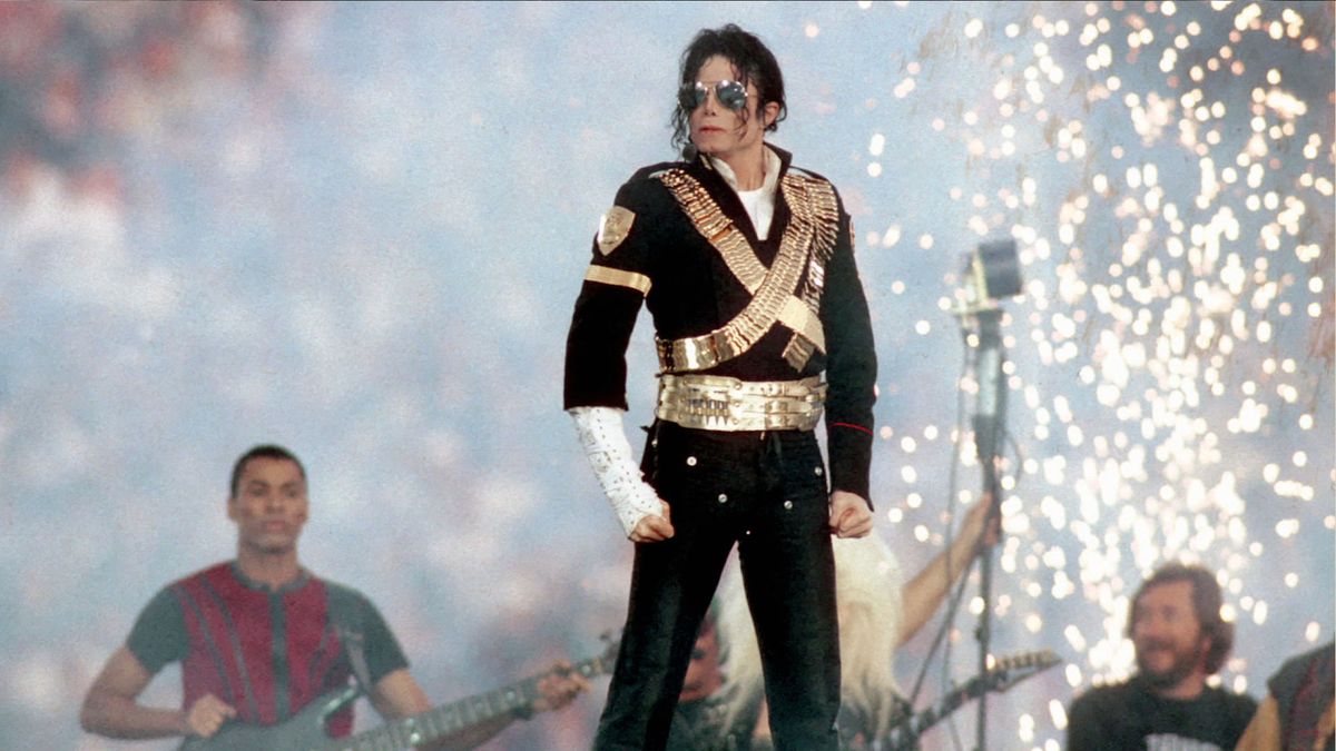 Michael Jackson, Biography, Music & News
