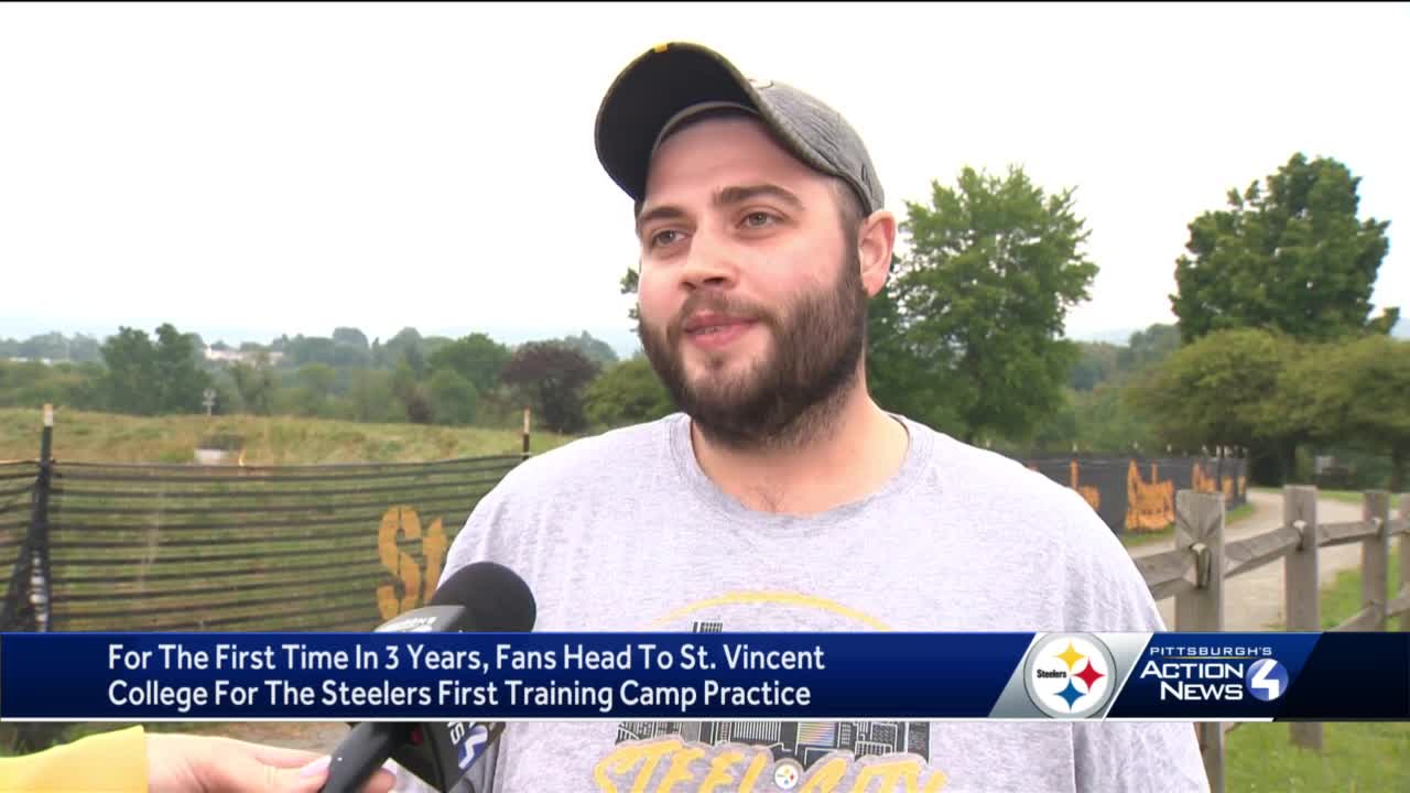 Steelers fans show up early in Latrobe for training camp