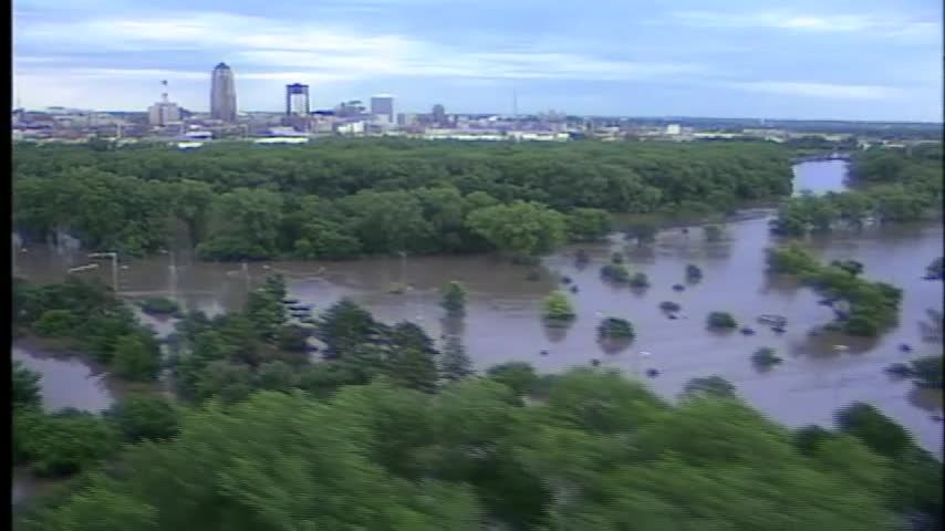 Iowa Cubs won 1993 title in crazy summer of floods, fire, tornadoes