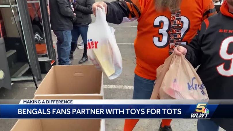 Bengals, Marines team up for Toys for Tots