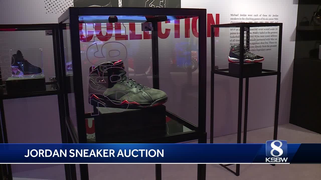 Report says shoes Michael Jordan wore in the 1998 NBA Finals could