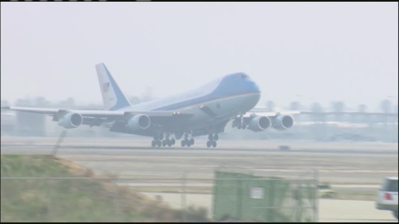 air force 1 takeoff