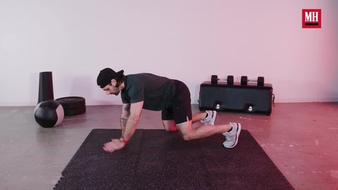 preview for 3 Bear Plank Variations for a Killer Core