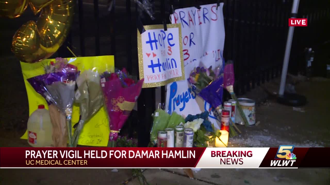 Bills' fans gather for prayer service for Damar Hamlin