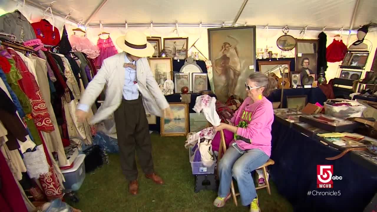 The Brimfield, Mass., antique markets draw vendors and shoppers from around  the world