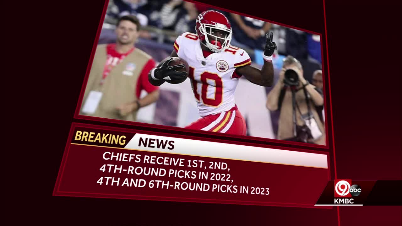 Look: Tyreek Hill's Warning For Chiefs Kingdom Is Going Viral 