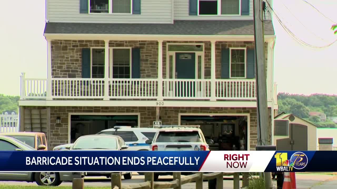 Man fires shots in barricade situation